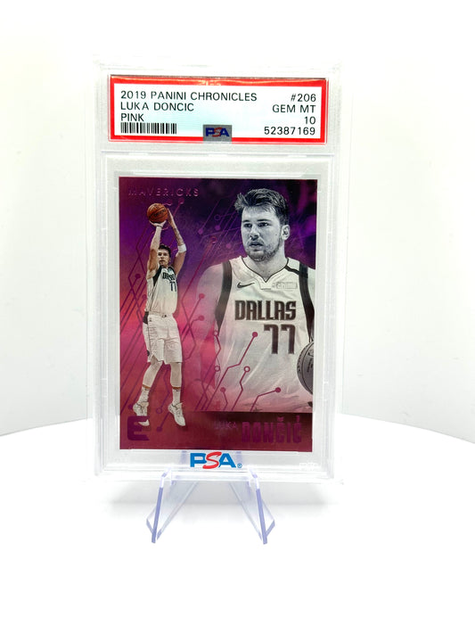 2019 Panini Chronicles Luka Doncic Pink #206 PSA10